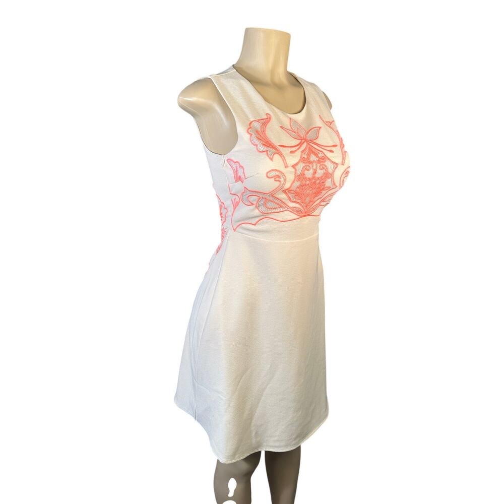 Women S ModCloth Fervour Sleeveless Ivory Embroidered Lace Mesh Floral Dress